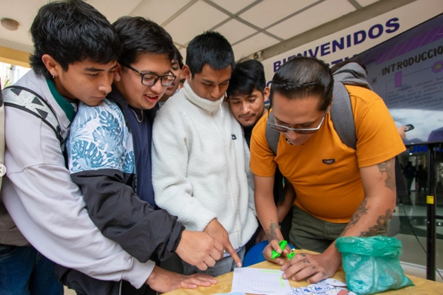 Becas-1